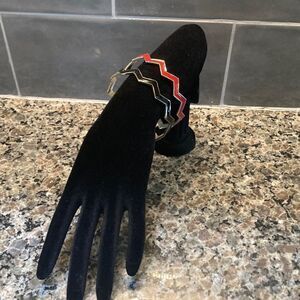 Black and‎ red zig zag enamel bracelets